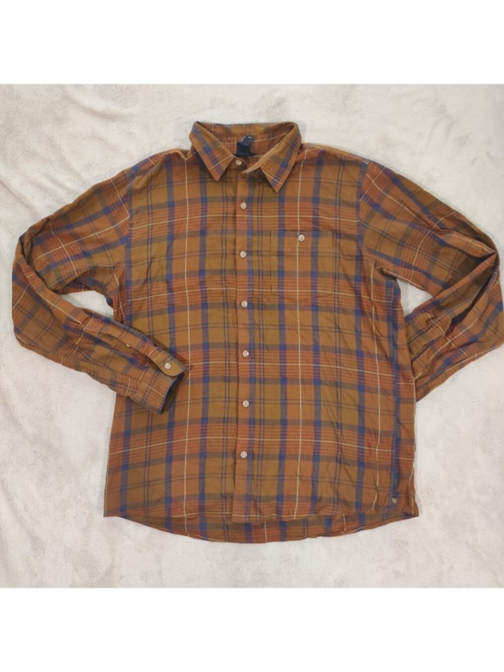 Mountain Hardwear lightweight plaid button up